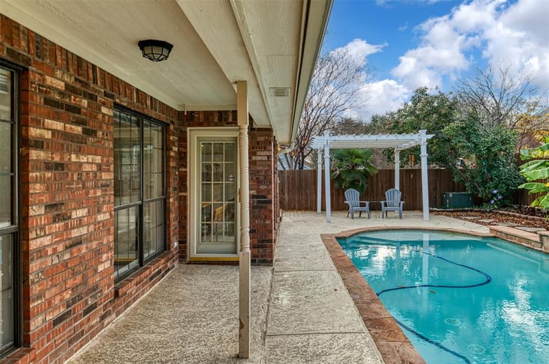 432 Shelby Drive, Burleson TX 76028 - Photo 27