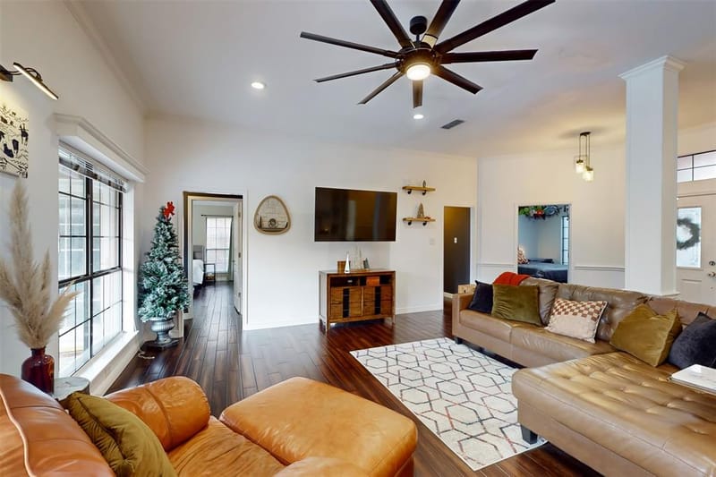 432 Shelby Drive, Burleson TX 76028 - Photo 16