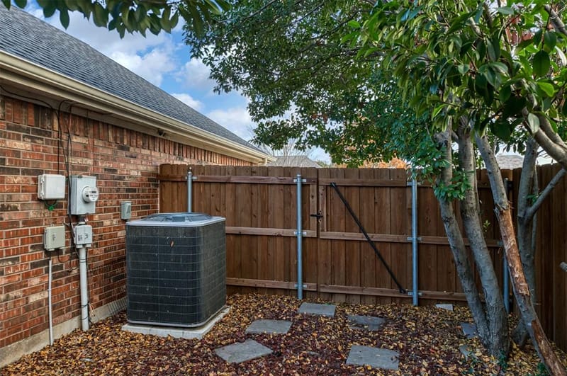 432 Shelby Drive, Burleson TX 76028 - Photo 29