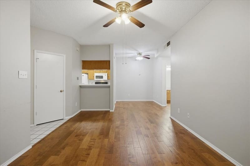 3209 Donnelly Circle # 107, Fort Worth TX 76107 - Photo 16