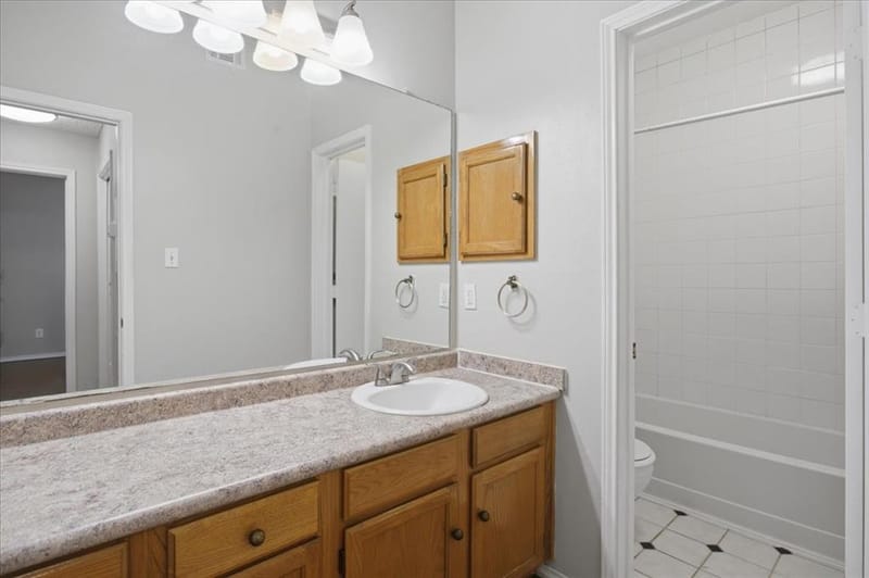 3209 Donnelly Circle # 107, Fort Worth TX 76107 - Photo 8