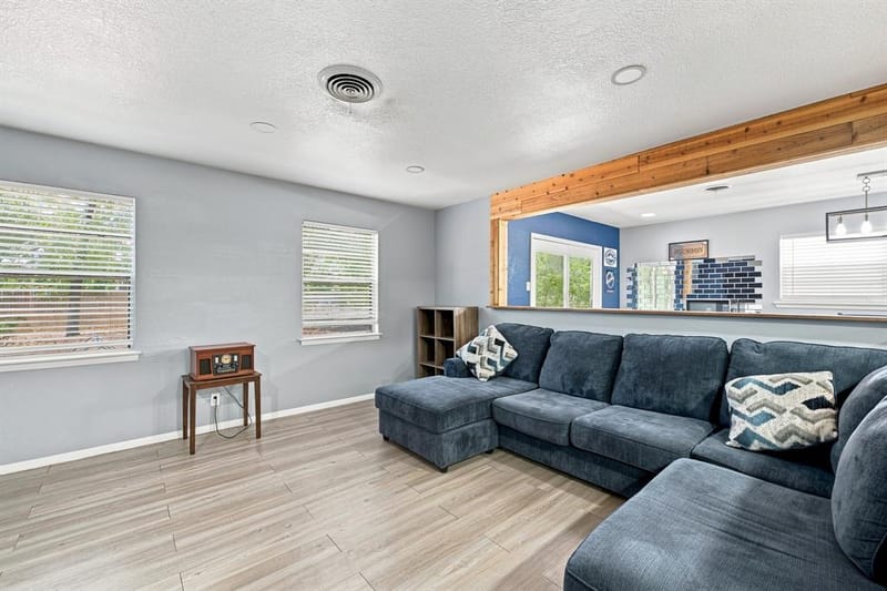 810 Arthur Drive, Arlington TX 76013 - Photo 10