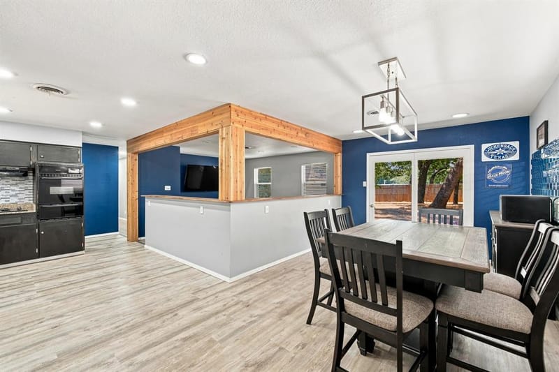 810 Arthur Drive, Arlington TX 76013 - Photo 4
