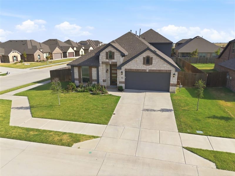 303 Pineview Lane, Ponder TX 76259 - Photo 32