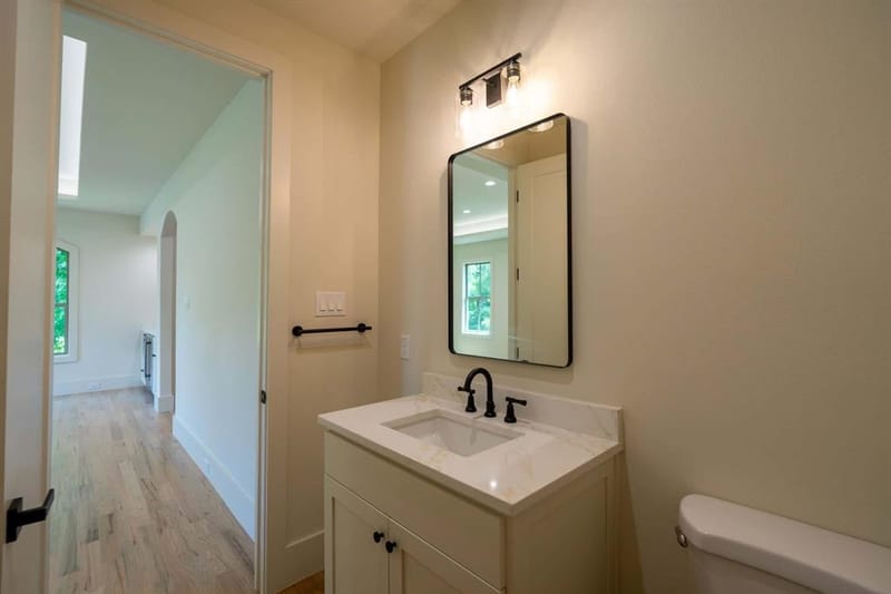 3250 Lancelot Drive, Dallas TX 75229 - Photo 35