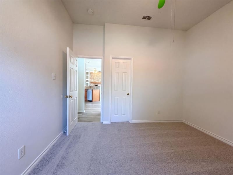 2915 Olympia Drive, Grand Prairie TX 75052 - Photo 12