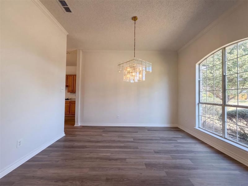 2915 Olympia Drive, Grand Prairie TX 75052 - Photo 10