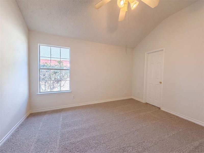 2915 Olympia Drive, Grand Prairie TX 75052 - Photo 15