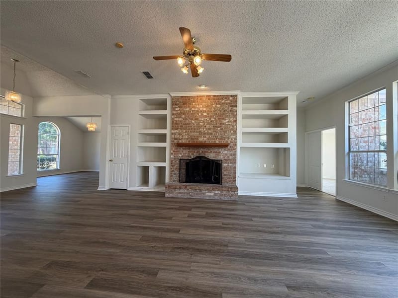 2915 Olympia Drive, Grand Prairie TX 75052 - Photo 8