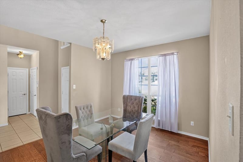 8646 Granville Drive, Dallas TX 75249 - Photo 7