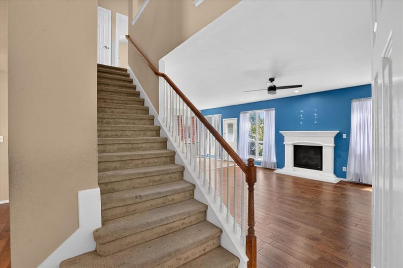8646 Granville Drive, Dallas TX 75249 - Photo 24
