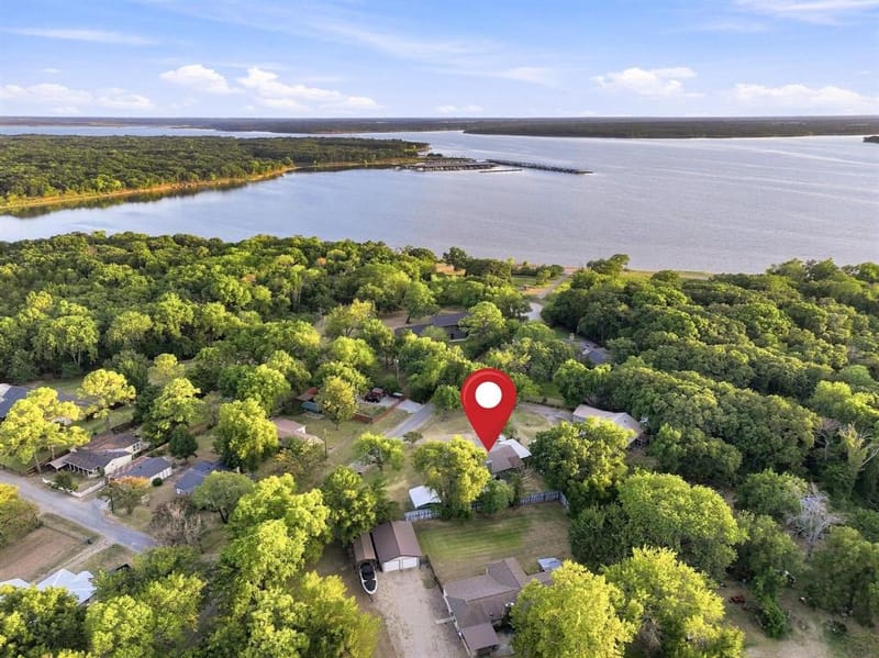1027 Paradise Cove Road, Pottsboro TX 75076 - Photo 2