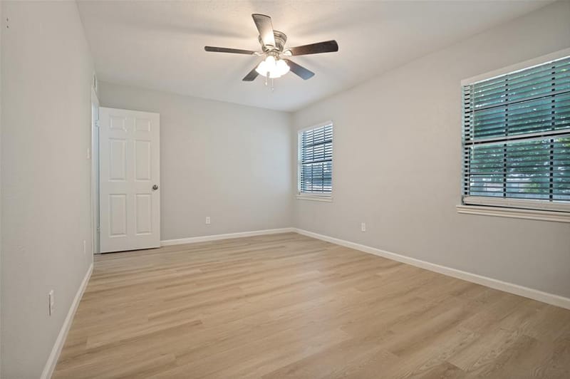 2602 Knoll Trail, Euless TX 76039 - Photo 15
