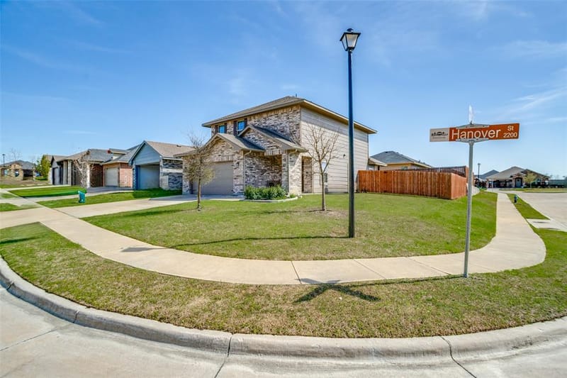 2209 Hanover Street, Farmersville TX 75442 - Photo 4