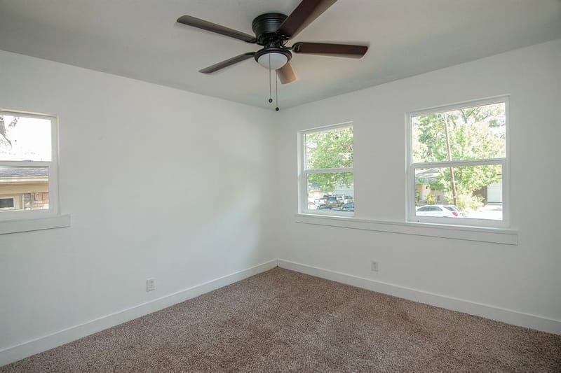 7326 Maringo Drive, Dallas TX 75227 - Photo 12