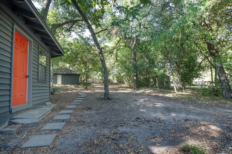 7326 Maringo Drive, Dallas TX 75227 - Photo 24