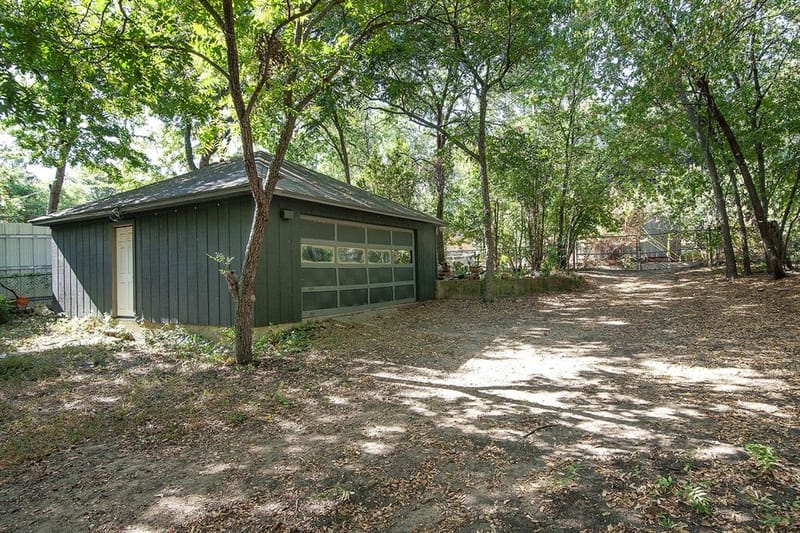 7326 Maringo Drive, Dallas TX 75227 - Photo 25