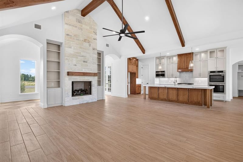 129 Heritage Springs Drive, Weatherford TX 76087 - Photo 9