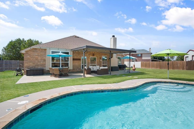 8821 Mallory Court, Waxahachie TX 76065 - Photo 16