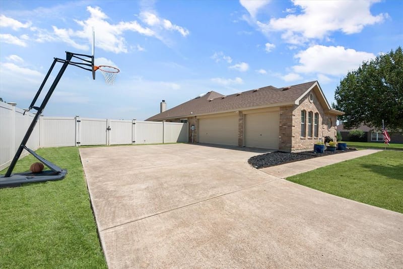 8821 Mallory Court, Waxahachie TX 76065 - Photo 22