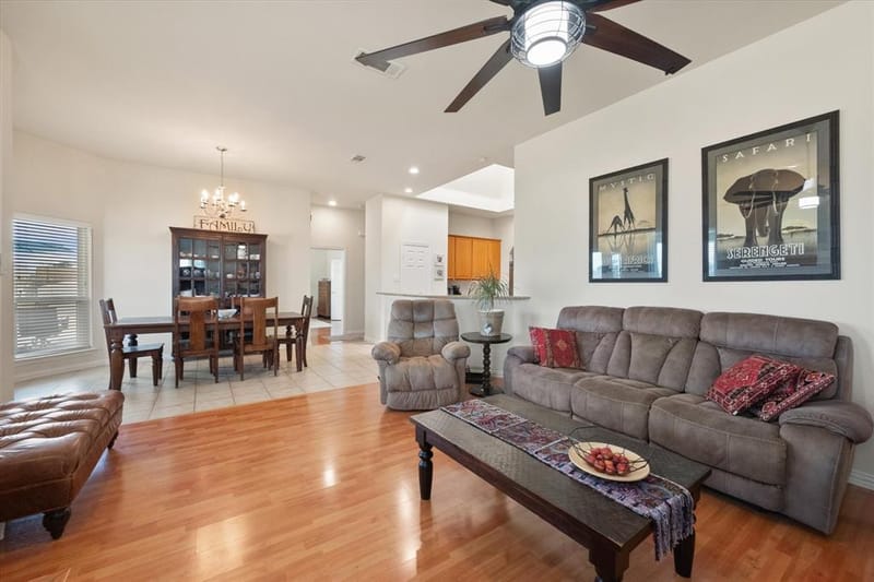 8821 Mallory Court, Waxahachie TX 76065 - Photo 10