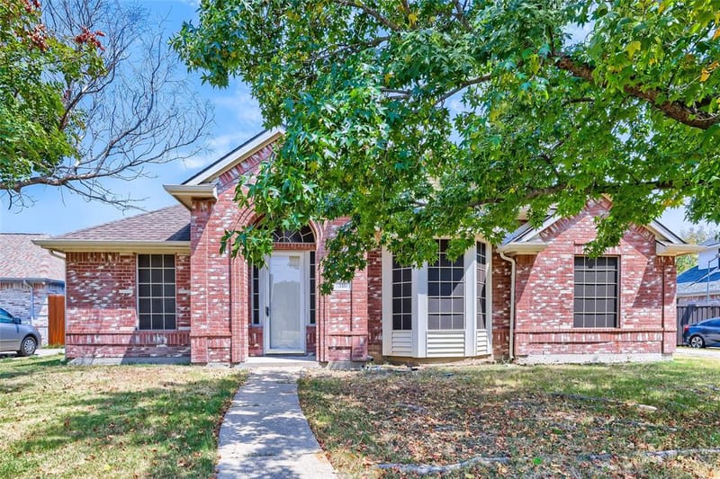 316 Shady Timbers Lane, Murphy TX 75094