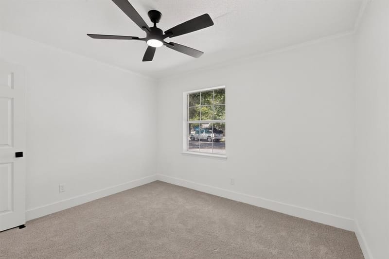 516 Clover Lane, Garland TX 75043 - Photo 23