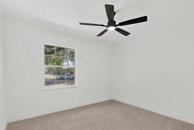 516 Clover Lane, Garland TX 75043 - Photo 22