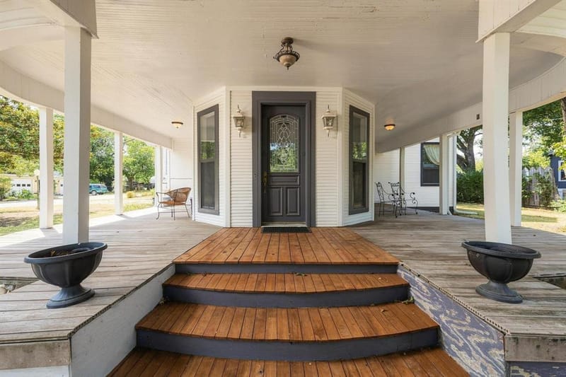 605 S Bond Street, Whitewright TX 75491