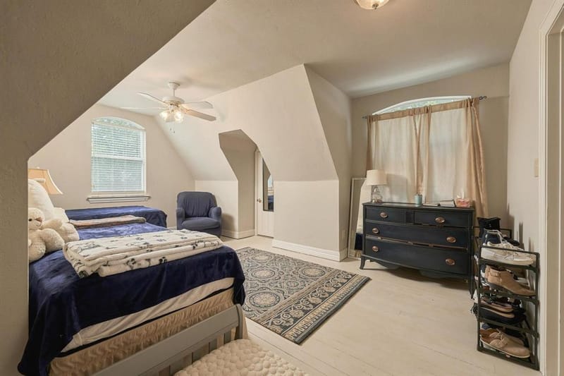 605 S Bond Street, Whitewright TX 75491 - Photo 28