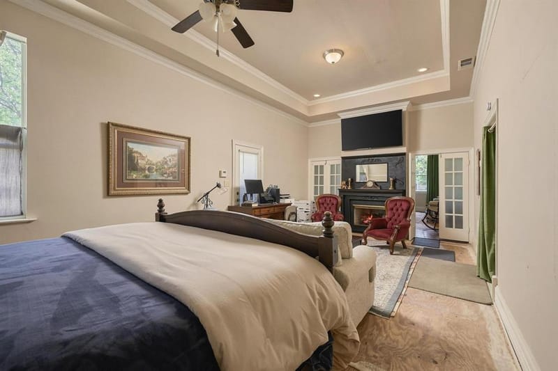 605 S Bond Street, Whitewright TX 75491 - Photo 18