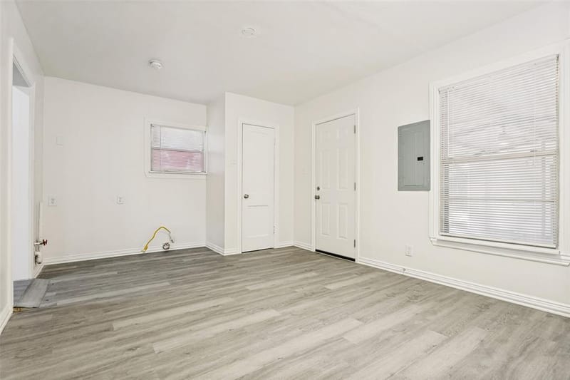 8522 Del Monte Drive, Dallas TX 75217 - Photo 7