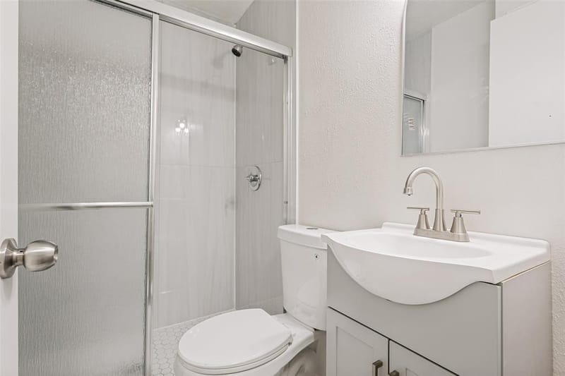 8522 Del Monte Drive, Dallas TX 75217 - Photo 11