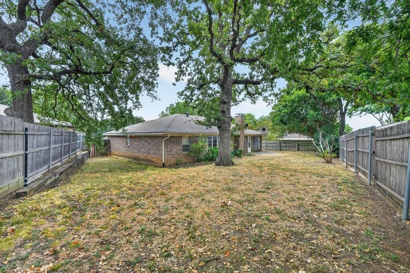 1617 Bent Oak Drive, Bedford TX 76021 - Photo 24