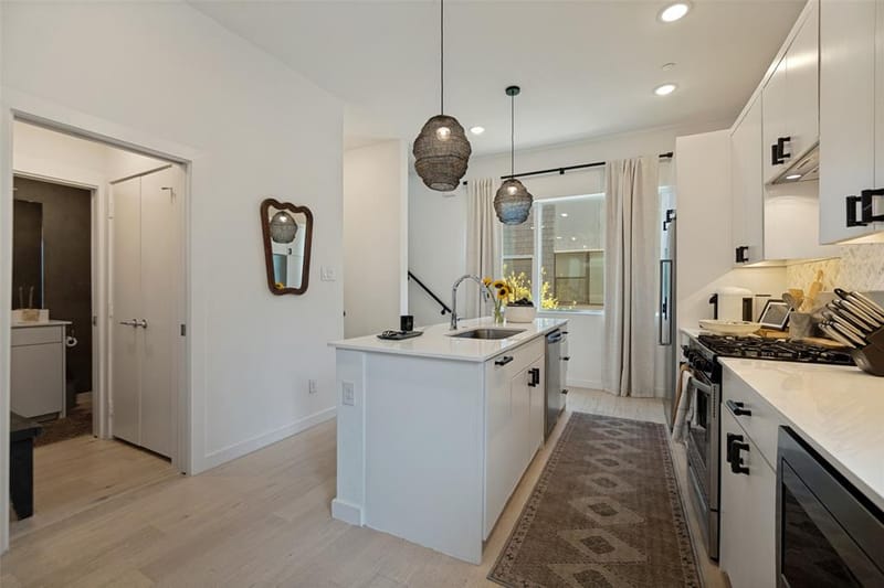 427 W 10th Street # 601, Dallas TX 75208 - Photo 18