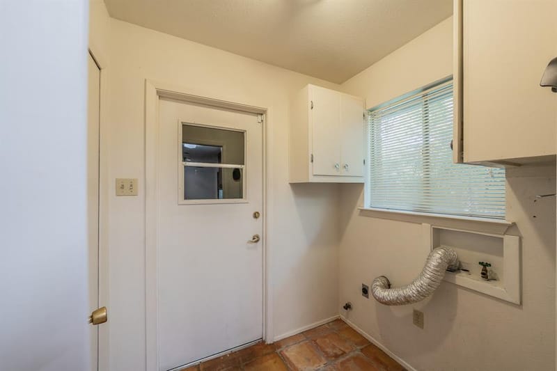 3014 Friendswood Drive, Arlington TX 76013 - Photo 7