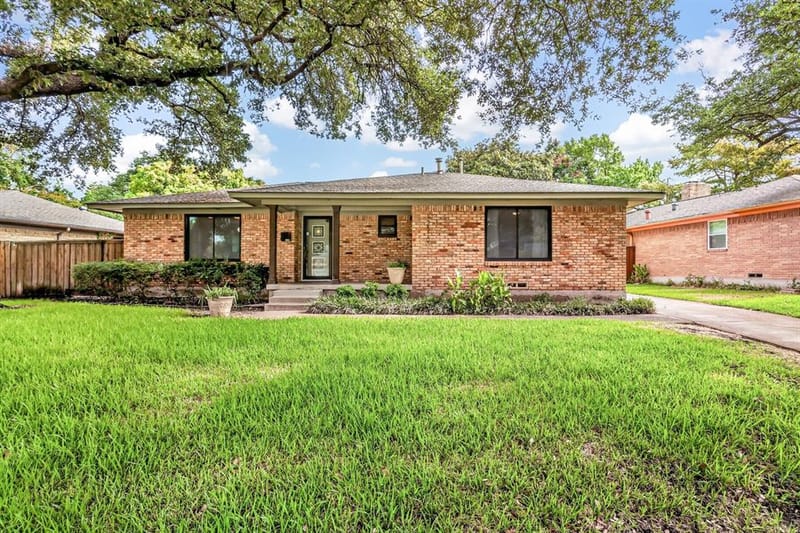 2510 Pinebluff Drive, Dallas TX 75228