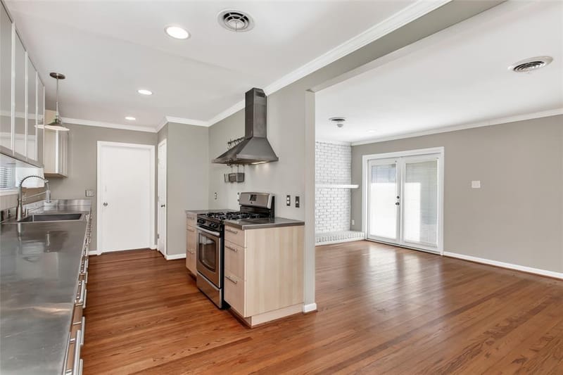 2510 Pinebluff Drive, Dallas TX 75228 - Photo 9