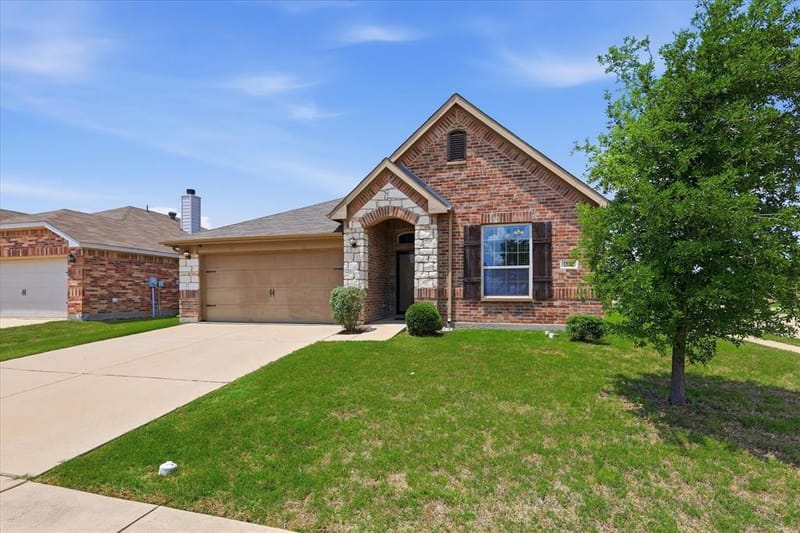 12000 Castleford Way, Fort Worth TX 76036