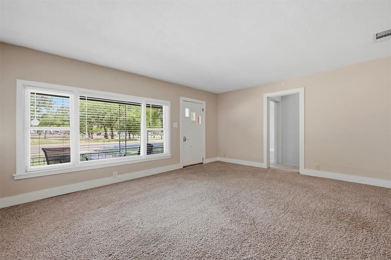 408 E Park Avenue, Sherman TX 75090 - Photo 8