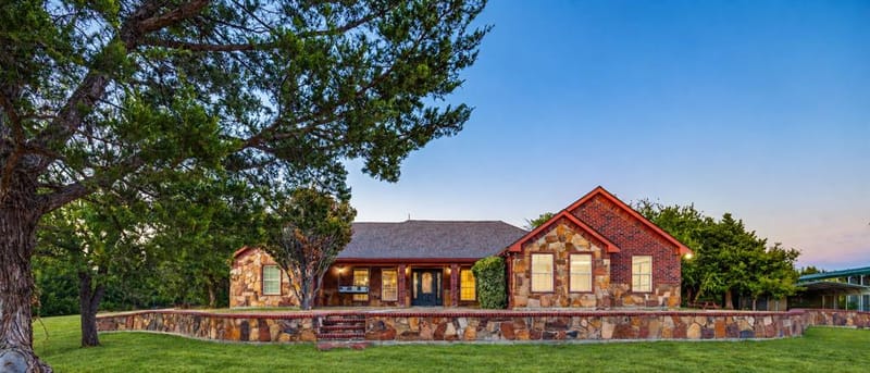 171 Chestnut Road, Whitewright TX 75491 - Photo 2