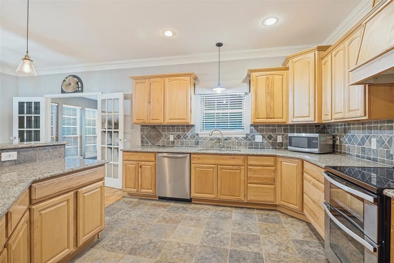 171 Chestnut Road, Whitewright TX 75491 - Photo 9