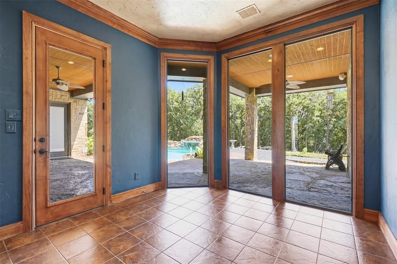 6808 Nine Mile Bridge Road, Fort Worth TX 76135 - Photo 13