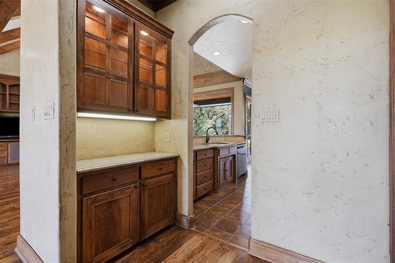 6808 Nine Mile Bridge Road, Fort Worth TX 76135 - Photo 14