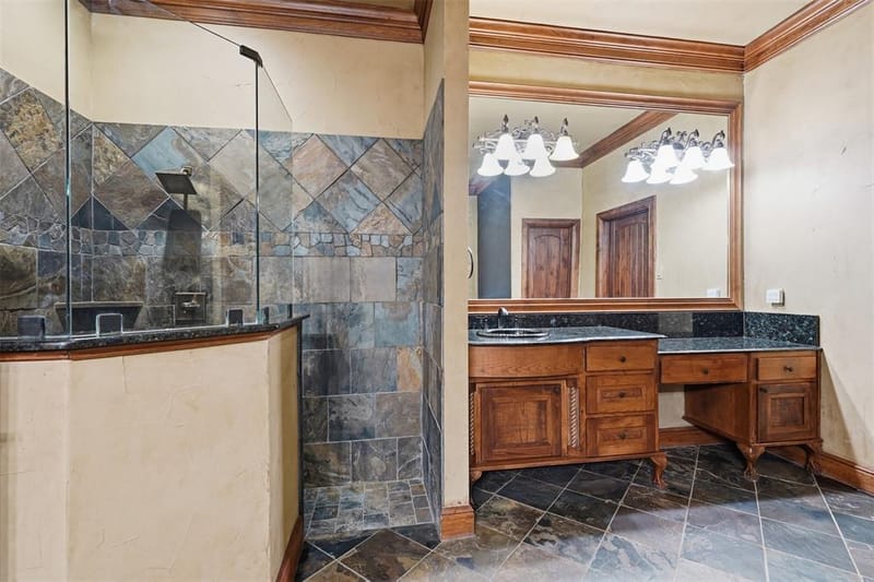 6808 Nine Mile Bridge Road, Fort Worth TX 76135 - Photo 18