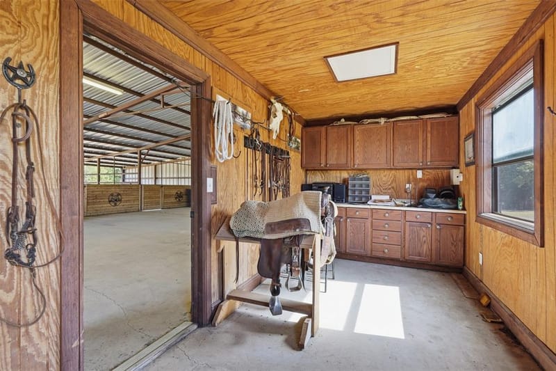 6808 Nine Mile Bridge Road, Fort Worth TX 76135 - Photo 35