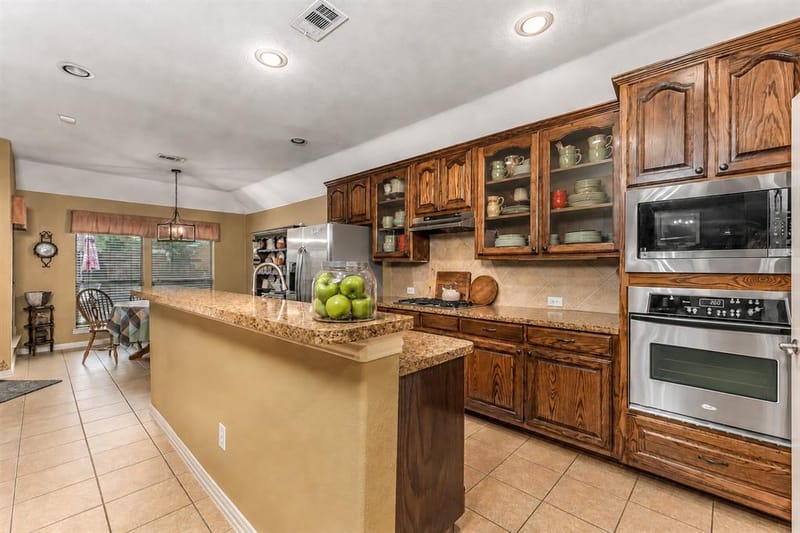 1601 Meadow Ranch Road, McKinney TX 75071 - Photo 7