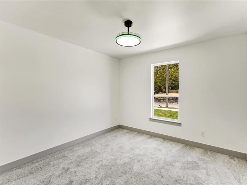 716 E Jefferson Street, Waxahachie TX 75165 - Photo 18