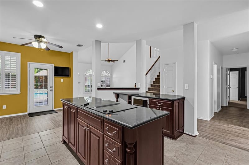 1119 Shadow Lakes Boulevard, Allen TX 75002 - Photo 7