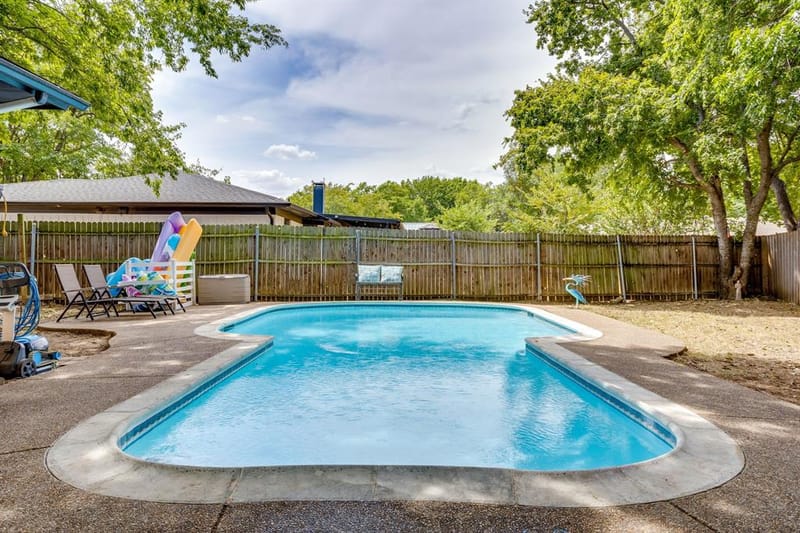 435 SE Gardens Boulevard, Burleson TX 76028 - Photo 31